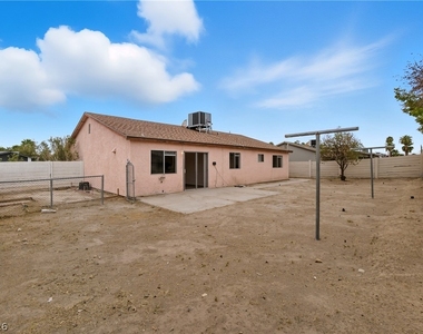 4732 Lakestream Avenue - Photo Thumbnail 23