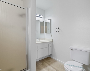 4732 Lakestream Avenue - Photo Thumbnail 11