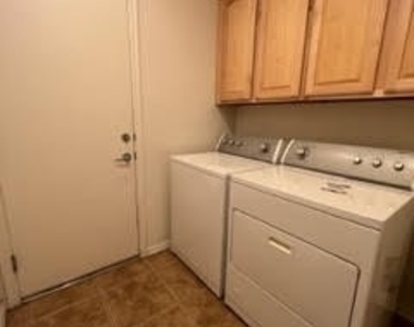 2198 Brighton Point Avenue - Photo Thumbnail 18