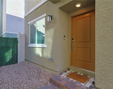 6888 Prairie Pearl Street - Photo Thumbnail 1