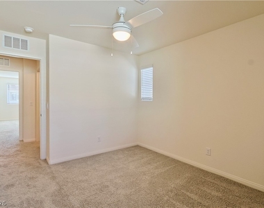 6888 Prairie Pearl Street - Photo Thumbnail 26