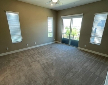10971 Limeslice Avenue - Photo Thumbnail 42