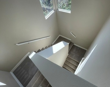 10971 Limeslice Avenue - Photo Thumbnail 17