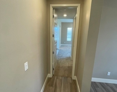 10971 Limeslice Avenue - Photo Thumbnail 38