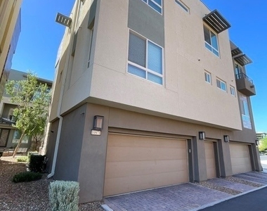 10971 Limeslice Avenue - Photo Thumbnail 2