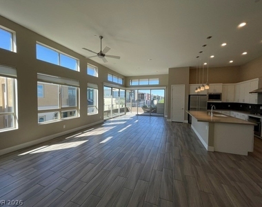 10971 Limeslice Avenue - Photo Thumbnail 18