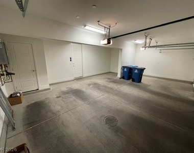 10971 Limeslice Avenue - Photo Thumbnail 65