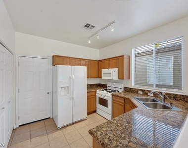 9586 Big Man Street - Photo Thumbnail 9