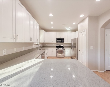 7127 Cabarita Avenue - Photo Thumbnail 10