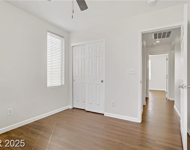 5948 Sakhalin Avenue - Photo Thumbnail 27