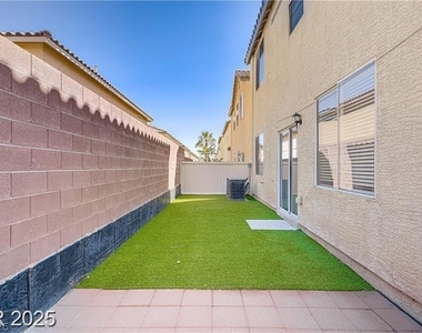5948 Sakhalin Avenue - Photo Thumbnail 42