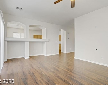 5948 Sakhalin Avenue - Photo Thumbnail 12