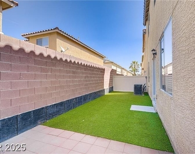 5948 Sakhalin Avenue - Photo Thumbnail 43