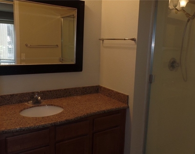 7200 Pirates Cove - Photo Thumbnail 12