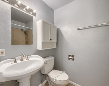 6512 Evergreen Avenue - Photo Thumbnail 17