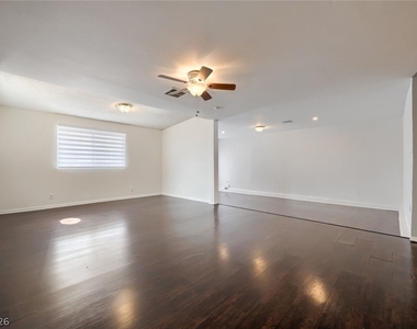6512 Evergreen Avenue - Photo Thumbnail 5