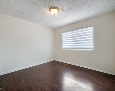 6512 Evergreen Avenue - Photo Thumbnail 14