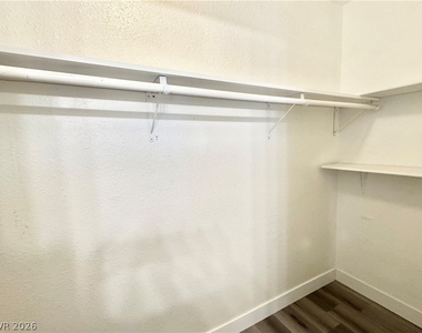 1030 Marne Court - Photo Thumbnail 6