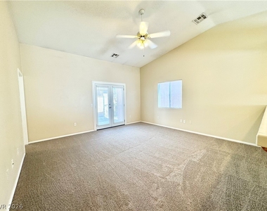 1090 Potro Avenue - Photo Thumbnail 2
