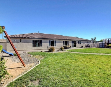 8621 Hickam Avenue - Photo Thumbnail 61