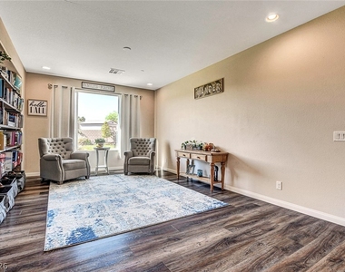 8621 Hickam Avenue - Photo Thumbnail 5