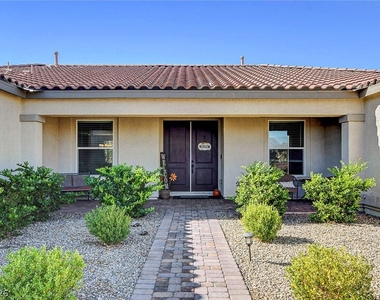 8621 Hickam Avenue - Photo Thumbnail 2