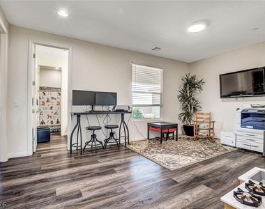 8621 Hickam Avenue - Photo Thumbnail 31