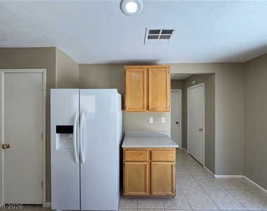 4248 Dixieland Court - Photo Thumbnail 8