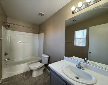 4248 Dixieland Court - Photo Thumbnail 13