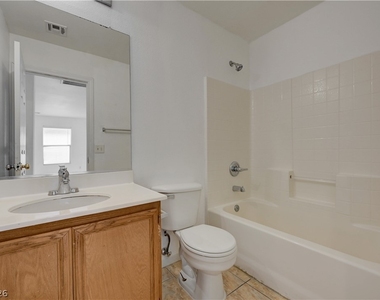 11051 Alora Street - Photo Thumbnail 15