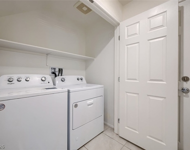 633 Sedum Avenue - Photo Thumbnail 18