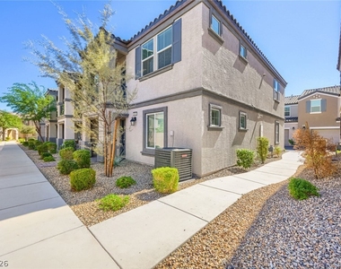 633 Sedum Avenue - Photo Thumbnail 21