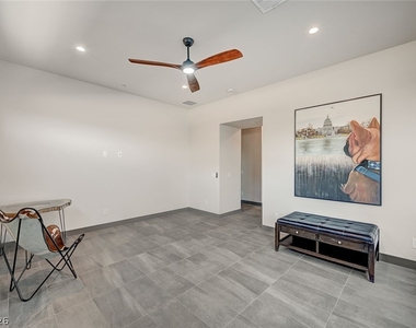124 Still Shores Street - Photo Thumbnail 31