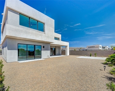 124 Still Shores Street - Photo Thumbnail 60