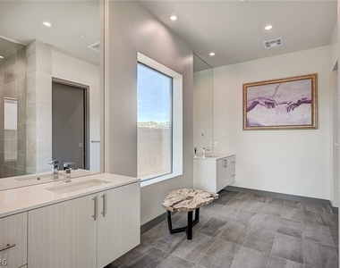 124 Still Shores Street - Photo Thumbnail 23
