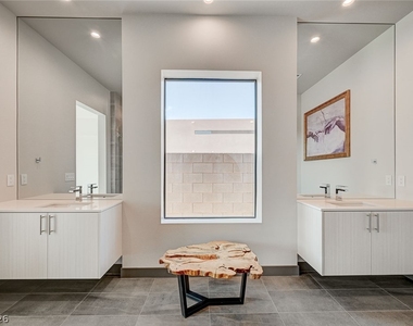 124 Still Shores Street - Photo Thumbnail 24