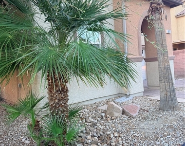 57 Wood Cliff Avenue - Photo Thumbnail 2