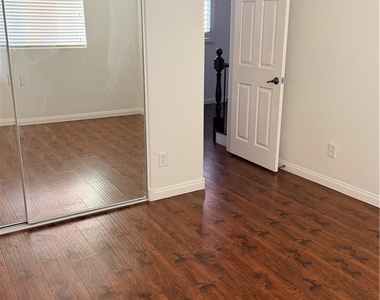 57 Wood Cliff Avenue - Photo Thumbnail 32