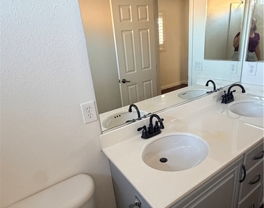 57 Wood Cliff Avenue - Photo Thumbnail 23