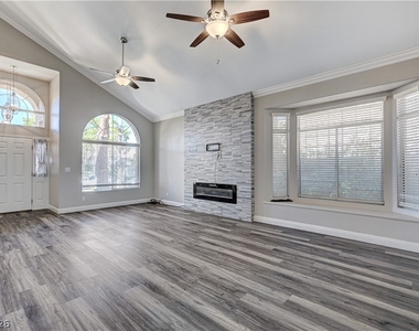 9409 Calico Garden Avenue - Photo Thumbnail 6
