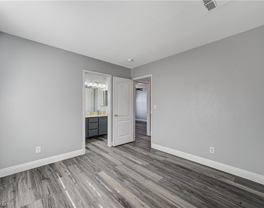 9409 Calico Garden Avenue - Photo Thumbnail 38