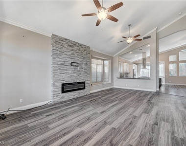 9409 Calico Garden Avenue - Photo Thumbnail 3