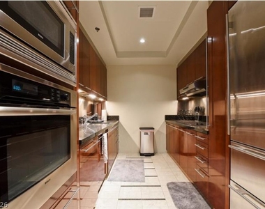 2700 Las Vegas Boulevard - Photo Thumbnail 9