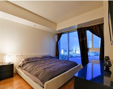 2700 Las Vegas Boulevard - Photo Thumbnail 4