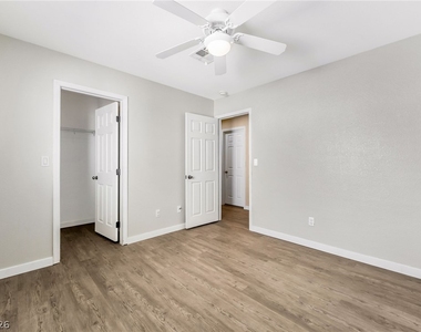 381 Red Snap Dragon Lane - Photo Thumbnail 18