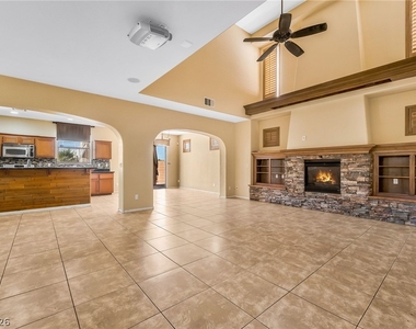 381 Red Snap Dragon Lane - Photo Thumbnail 2