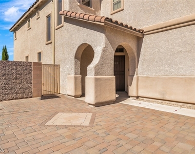 381 Red Snap Dragon Lane - Photo Thumbnail 3
