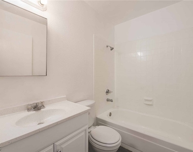 4721 Cessna Avenue - Photo Thumbnail 17
