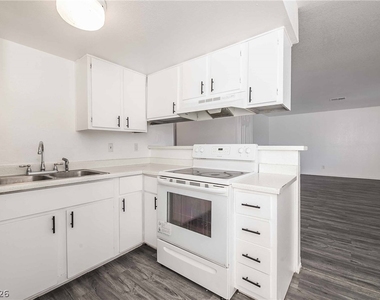 4721 Cessna Avenue - Photo Thumbnail 6