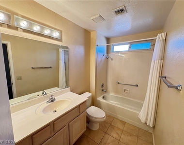 2449 Desert Glen Drive - Photo Thumbnail 24